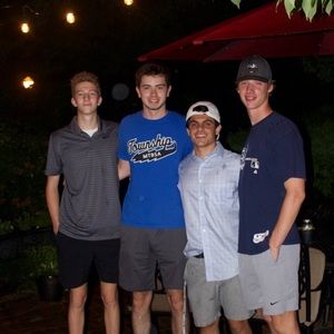 Meet your Posher, Christian